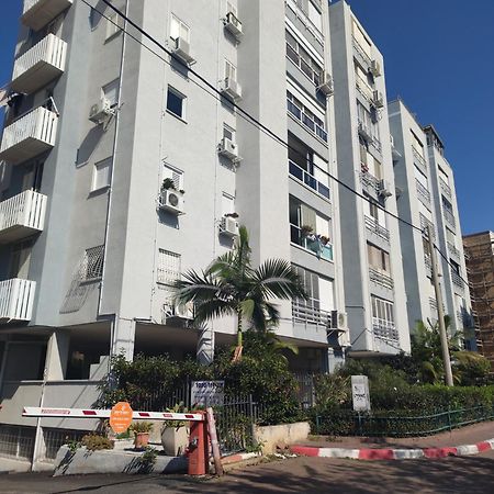 Cozy And Stylish 1-Bedroom Apartment Netanya Exteriör bild